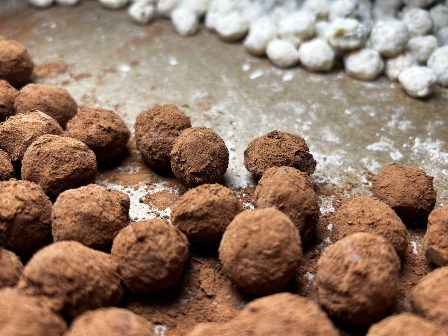 Decadent Macadamia Dragées (180 g)