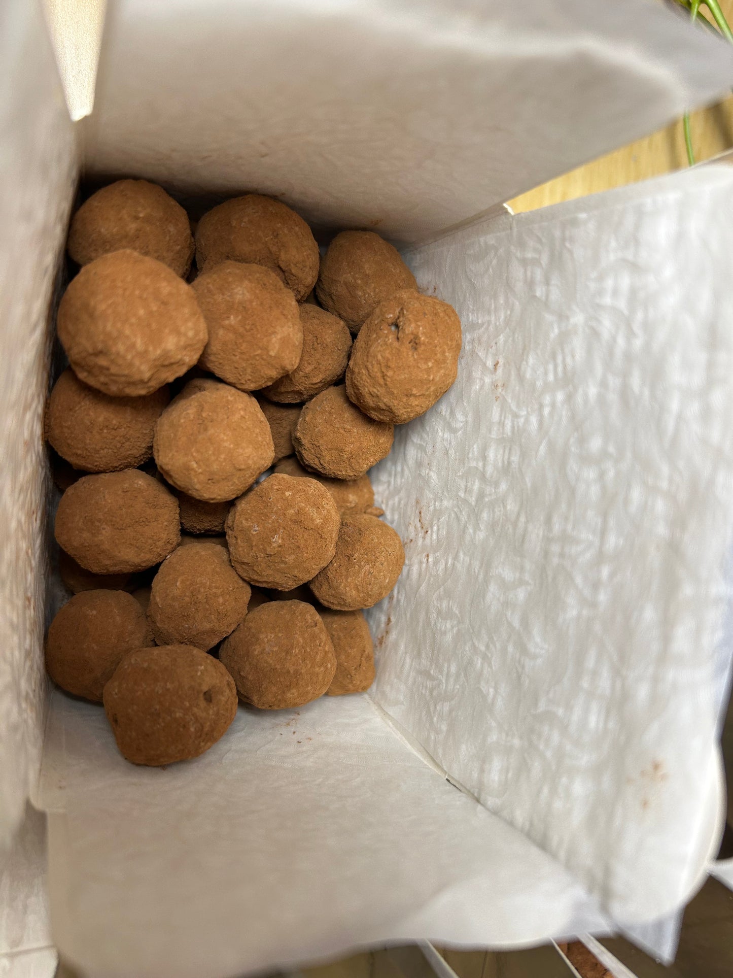 Decadent Macadamia Dragées (180 g)