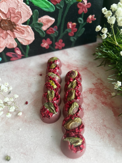 صندوق القصص الستة