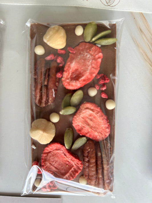 Golden Berry & Nut Crunch